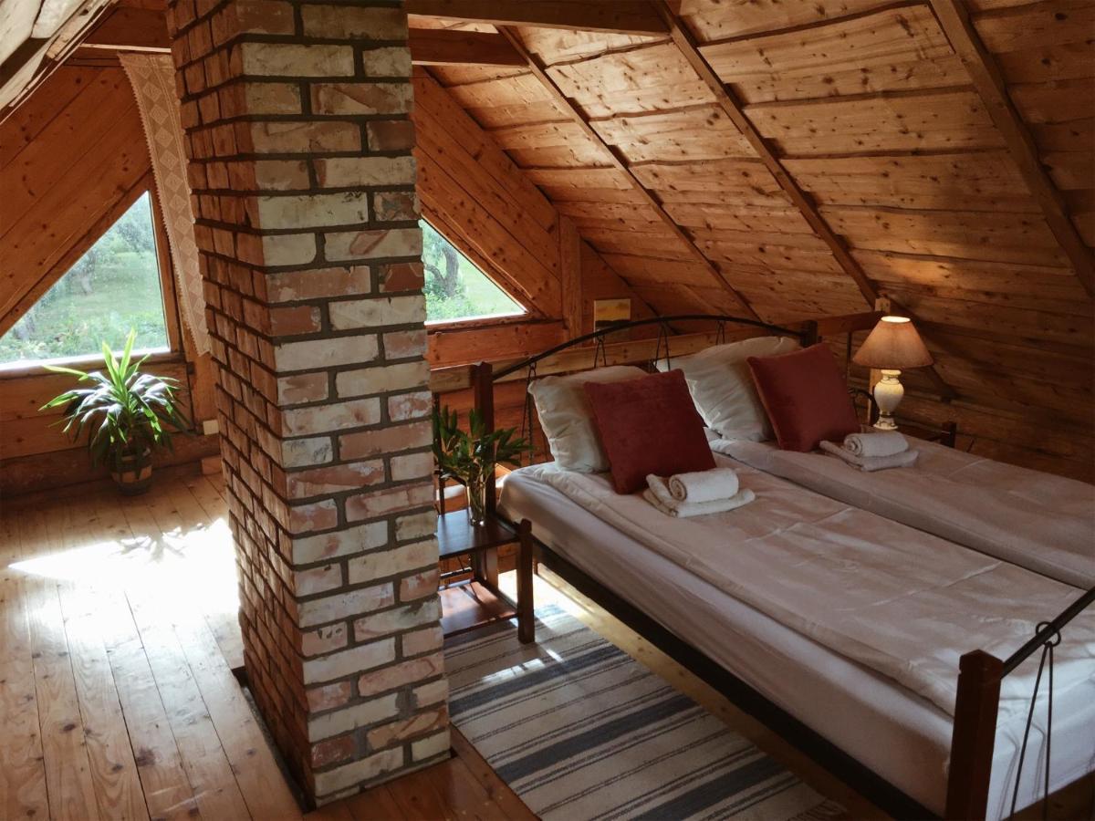 Namelis Atokvepis Villa Ciuineliai Buitenkant foto